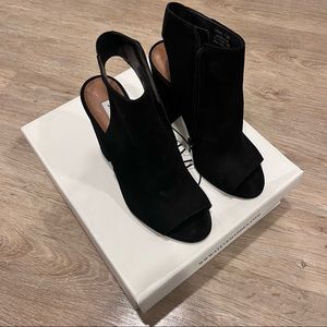 Steve Madden Peep Toe Heels 7.5
